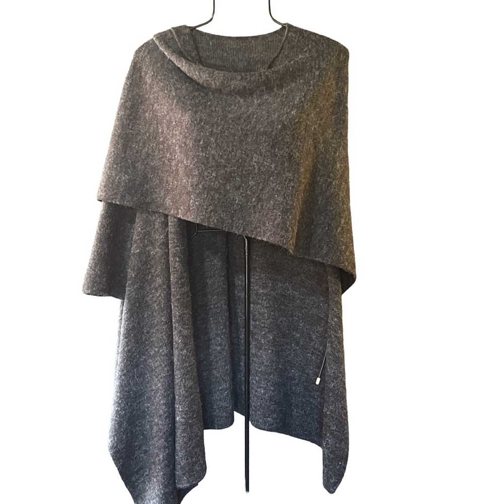 Pour Vous Baby Alpaca Gray Women's Wrap